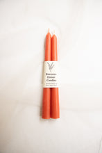 Load image into Gallery viewer, Beeswax Dinner Candles