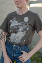 Load image into Gallery viewer, Dike (A Large Slab of Rock) Tee