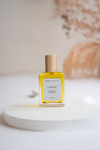 Load image into Gallery viewer, Ember Perfume Oil