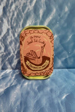 Load image into Gallery viewer, Tinned Fish Candle - Oakmoss & Amber