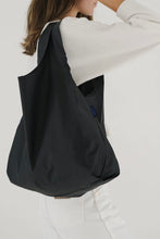 Load image into Gallery viewer, Standard Baggu - Black