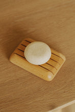 Load image into Gallery viewer, oak wood soap dish
