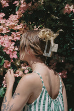 Load image into Gallery viewer, Large Hair Claw