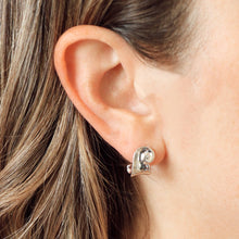 Load image into Gallery viewer, Silver Swirl Earrings