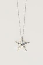Load image into Gallery viewer, Starfish Necklace