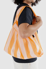 Load image into Gallery viewer, Standard Baggu - Tangerine Wide Stripe