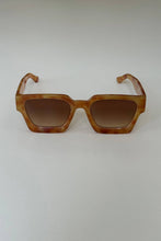 Load image into Gallery viewer, Caramel Sunglasses
