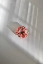 Load image into Gallery viewer, Silk Velvet Scrunchies