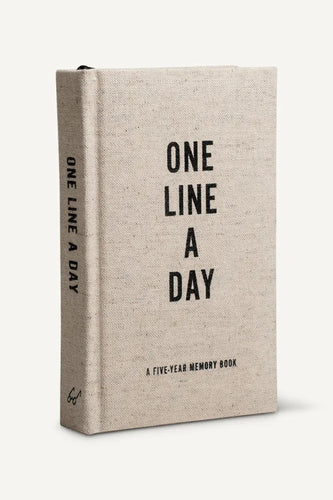 One Line A Day: A Five Year Memory Book