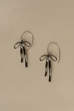 Load image into Gallery viewer, Drooping Bow Earrings - Silver