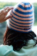 Load image into Gallery viewer, Cantaloupé Beanie - Reversible
