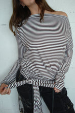 Load image into Gallery viewer, Enya Top - Moth