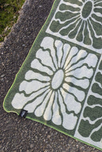 Load image into Gallery viewer, Eternal Sunshine Blanket - Matcha