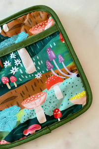 Oven Mitt + Pot Holder Set - Mushroom Heaven