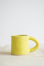 Load image into Gallery viewer, Parrot Green Mug