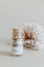 Load image into Gallery viewer, Ivory Single Serving of Soaking Salts
