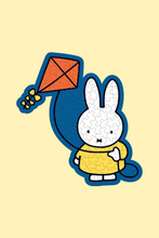 Load image into Gallery viewer, Miffy 100 Piece Surprise Puzzle