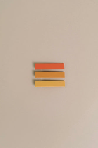 Hair Clip Set: Yellow-orange, orange, deep orange