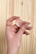 Load image into Gallery viewer, Rose Quartz Palm Stone