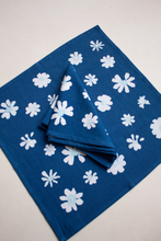 Load image into Gallery viewer, Cyanotype Flower Napkin Set