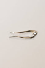 Load image into Gallery viewer, Silver Wavy Metal Hair Stick - Short