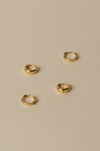 Load image into Gallery viewer, Rory Twist and Thick Gold (Set of Two Hoops)