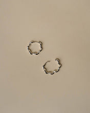 Load image into Gallery viewer, Elsie Twist Hoops
