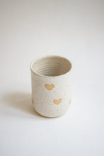 Load image into Gallery viewer, Heart Tumbler