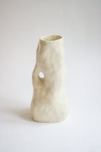 Load image into Gallery viewer, Portal Vase 01