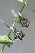 Load image into Gallery viewer, Estrella Hoops