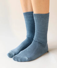 Load image into Gallery viewer, Dyed Cotton Socks