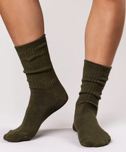 Load image into Gallery viewer, Dyed Cotton Socks