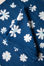 Load image into Gallery viewer, Cyanotype Flower Napkin Set