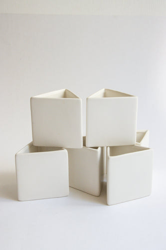Triangle Cup Set of 6 - Vintage
