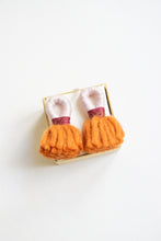 Load image into Gallery viewer, Loop Yarn Stud Earrings 2 - Old Stock