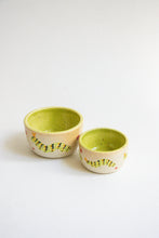 Load image into Gallery viewer, Mini Caterpilar Pot