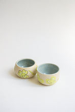 Load image into Gallery viewer, Mini Clover Pot