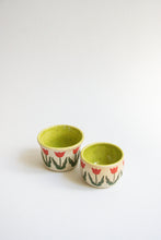 Load image into Gallery viewer, Mini Tulip Pot