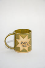Load image into Gallery viewer, Snail Quilt Square Mug