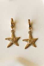 Load image into Gallery viewer, Beach Star Hoops - Gold