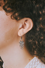 Load image into Gallery viewer, Venus Earrings