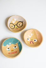 Load image into Gallery viewer, Face Trinket Dish