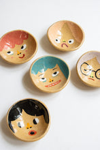Load image into Gallery viewer, Face Trinket Dish