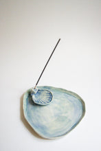 Load image into Gallery viewer, Shell Incense Holder