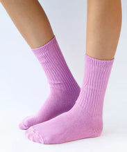 Load image into Gallery viewer, Dyed Cotton Socks