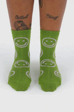 Load image into Gallery viewer, Crew Sock - Pear Happy