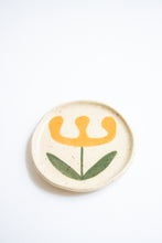 Load image into Gallery viewer, Flower Dish