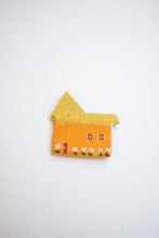 Load image into Gallery viewer, Ceramic House Magnet