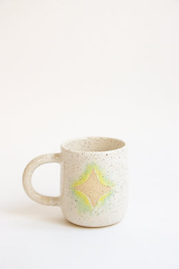 Green Detail Diamond Mug