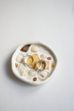 Load image into Gallery viewer, Seashell Jewelry Dish - Large